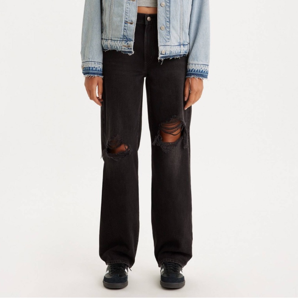 Levi’s baggy dad jean